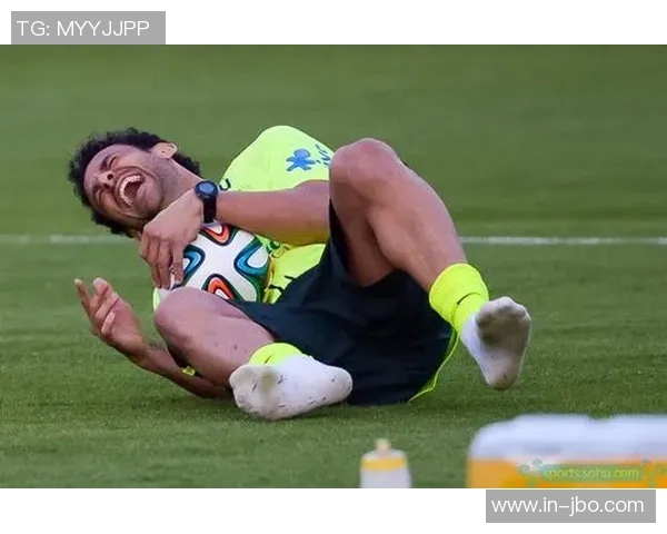 内马尔康复训练照曝光能否赶上世界杯引发球迷热议